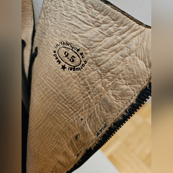 JOHN FLUEVOG OPERETTAS: HJORDIS  BLACK Suede LEATHER KNEE HIGH BOOTS 9.5 - Picture 12 of 15